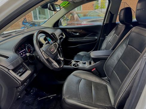 Used 2020 GMC Terrain Denali w/ Denali Premium Package AWD/4WD image 16