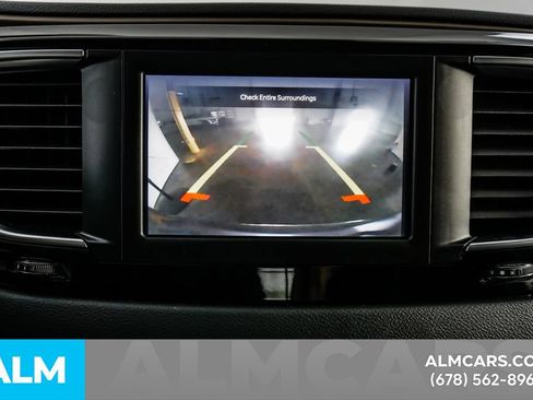 Used 2023 Chrysler Voyager LX FWD image 34