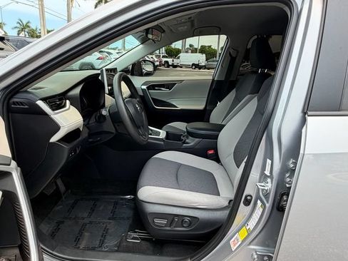Certified 2024 Toyota RAV4 XLE AWD/4WD image 9
