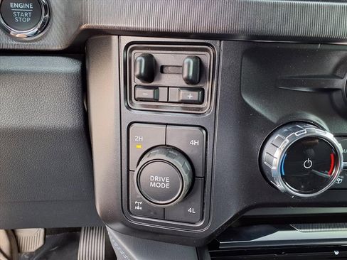 New 2026 Ford F250 Platinum image 13