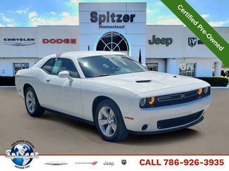 Used 2023 Dodge Challenger SXT RWD video 1