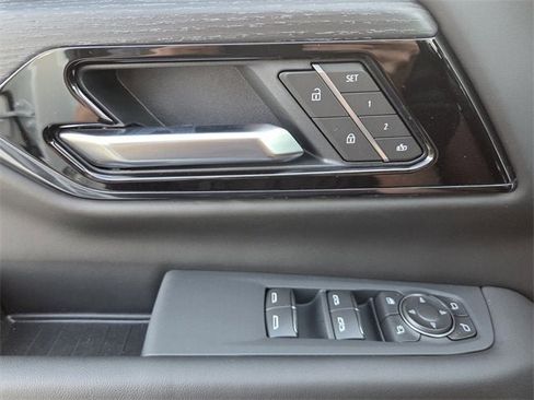 New 2026 GMC Yukon AT4 Ultimate image 18