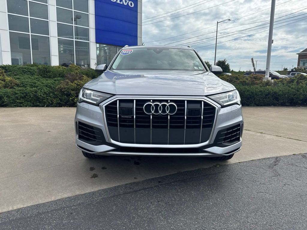 Used 2022 Audi Q7 3.0T Premium Plus AWD/4WD image 2
