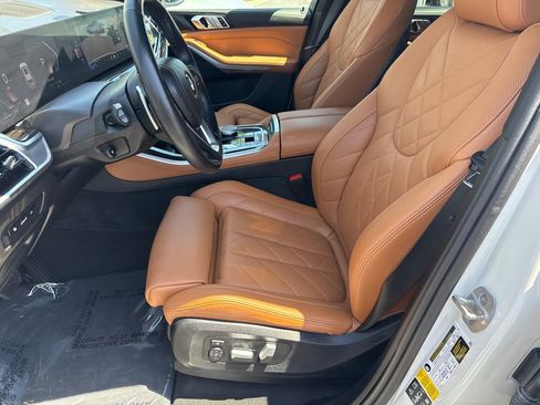 Used 2024 BMW X5 xDrive40i w/ Parking Assistance Package AWD/4WD image 22