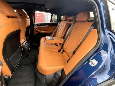 Used 2025 BMW X4 xDrive30i image 21