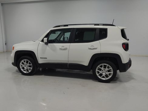 Used 2021 Jeep Renegade Latitude AWD/4WD image 3