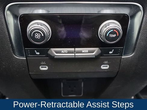 Used 2024 Chevrolet Tahoe High Country w/ Premium Package 2 image 22