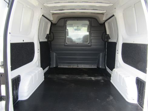 Used 2019 Nissan NV200 SV w/ Back Door Glass Package FWD image 16