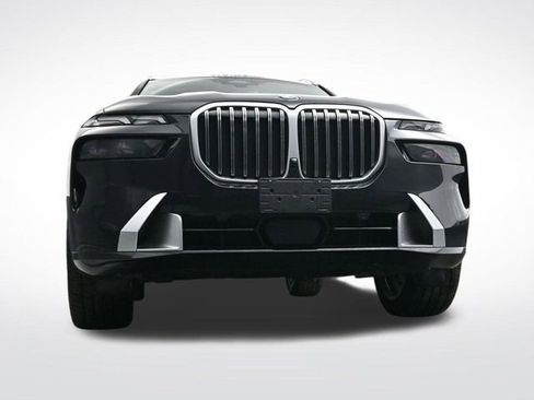 Used 2024 BMW X7 xDrive40i w/ Executive Package image 37