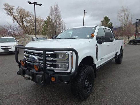 New 2026 Ford F350 XLT w/ XLT Premium Package AWD/4WD image 9