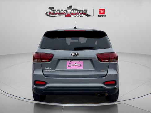 Used 2020 Kia Sorento LX image 6