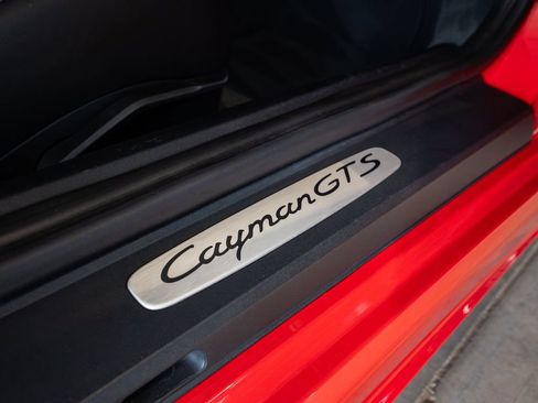 Certified 2018 Porsche 718 Cayman GTS RWD image 21