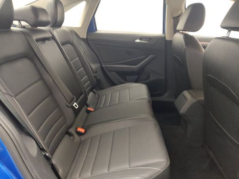 Used 2024 Volkswagen Jetta SE FWD image 19