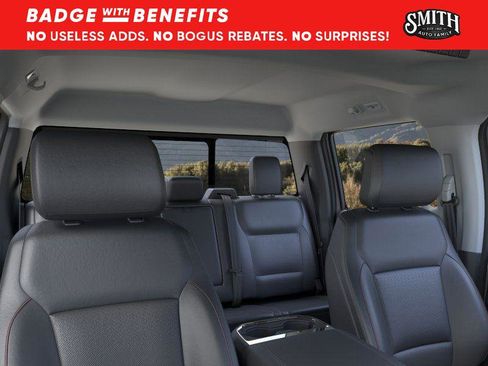 New 2025 Ford F250 Lariat w/ Chrome Package image 23