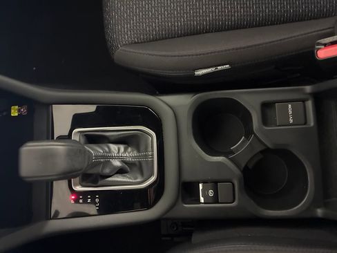 Used 2025 Subaru Forester Premium AWD/4WD image 17