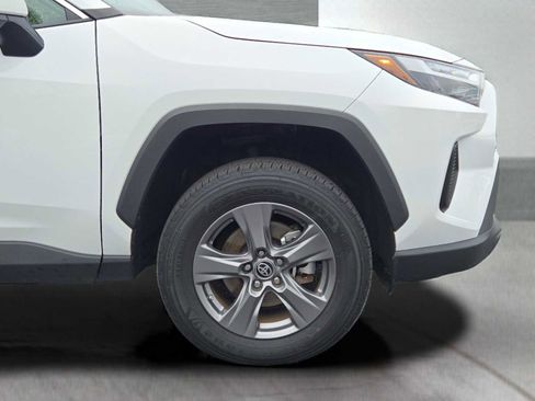 Used 2024 Toyota RAV4 LE image 5