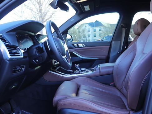 Used 2021 BMW X5 sDrive40i w/ Premium Package image 11