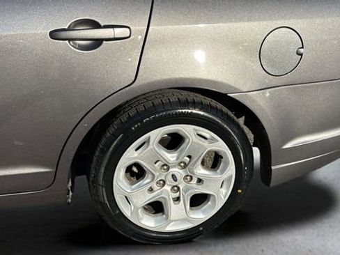 Used 2011 Ford Fusion SE w/ 202A Rapid Spec Order Code image 34