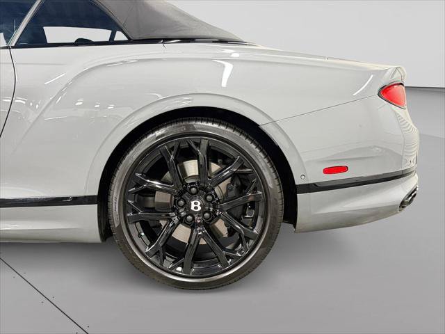 Used 2023 Bentley Continental GT S AWD/4WD image 28