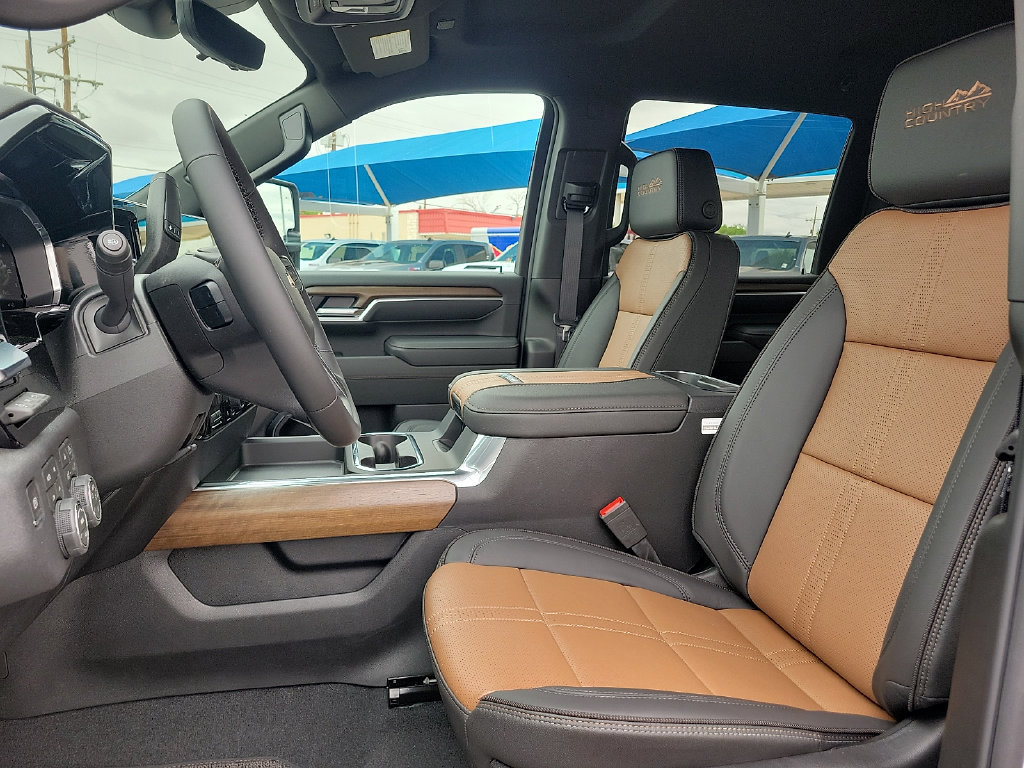 New 2026 Chevrolet Silverado 2500 High Country w/ Technology Package AWD/4WD image 12
