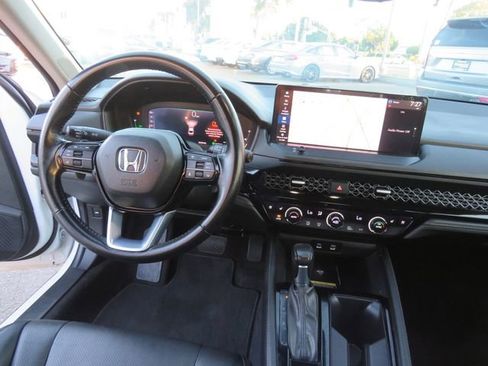 Used 2023 Honda Accord Touring image 21