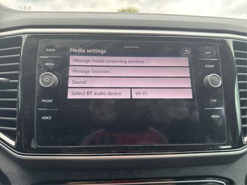 Used 2022 Volkswagen Atlas SE image 40