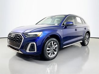 Used 2022 Audi Q5 2.0T Premium w/ Convenience Package video 3