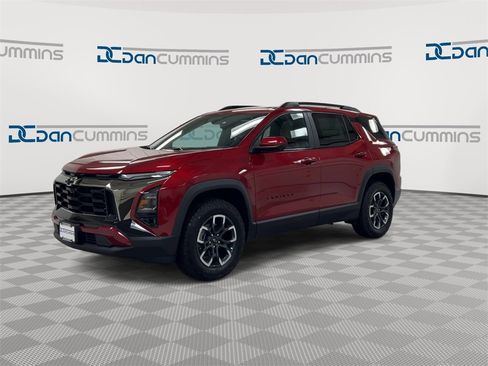 New 2025 Chevrolet Equinox ACTIV w/ Safety and Technology Package image 4