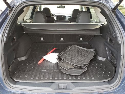 Used 2023 Subaru Outback Limited image 15