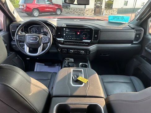 Used 2022 GMC Sierra 1500 SLT w/ SLT Premium Plus Package AWD/4WD image 25