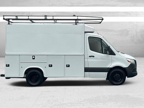 Certified 2021 Mercedes-Benz Sprinter 3500 image 3