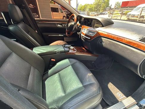 Used 2011 Mercedes-Benz S 550 4MATIC image 24