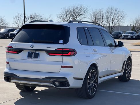 Used 2025 BMW X7 xDrive40i w/ Executive Package image 9