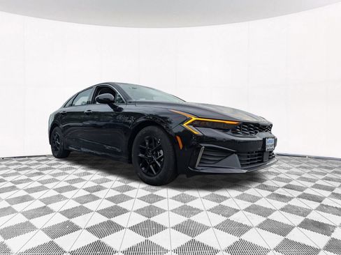 New 2026 Kia K5 LXS FWD image 15