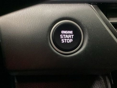 Used 2024 Kia Seltos EX image 25