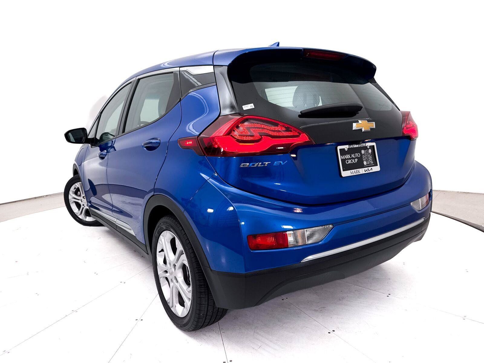 Used 2020 Chevrolet Bolt LT FWD image 5
