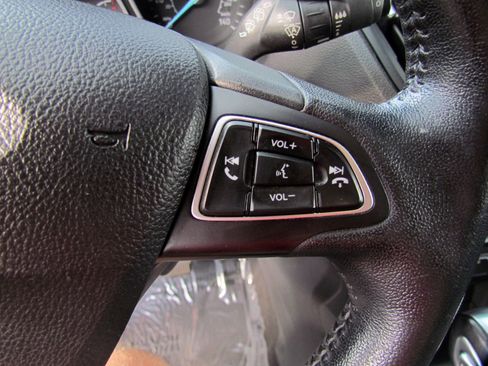 Used 2018 Ford Escape SEL w/ Ford Safe & Smart Package image 25