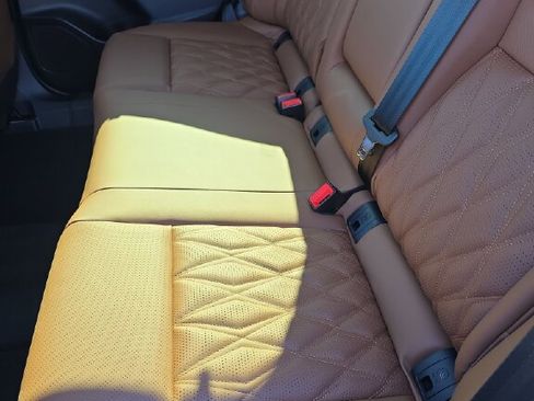 New 2026 Nissan Rogue Platinum w/ Platinum Premium Package image 3