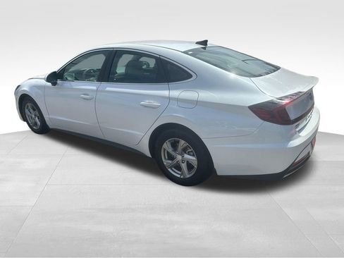 Used 2021 Hyundai Sonata SE FWD image 9
