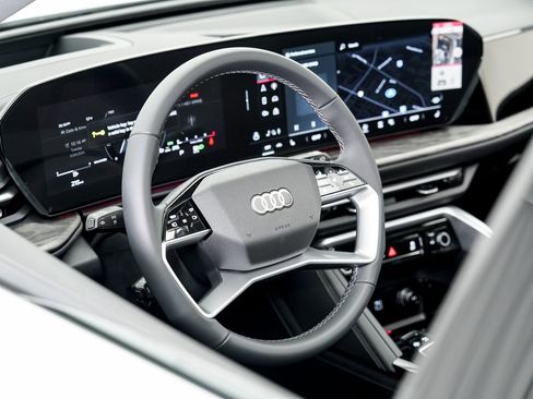 New 2025 Audi Q5 Premium Plus image 9
