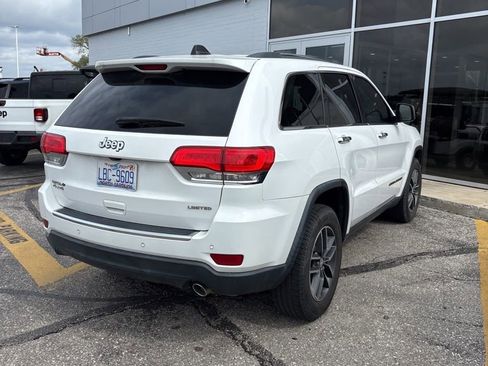 Used 2018 Jeep Grand Cherokee Limited image 7