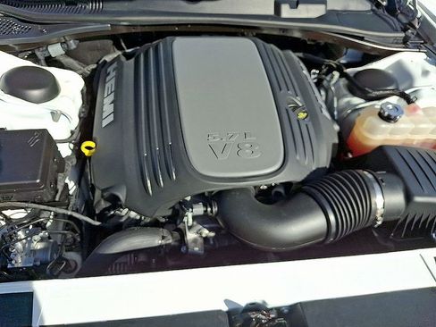 Used 2022 Dodge Challenger R/T w/ Plus Package image 27