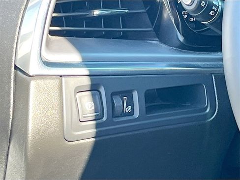 Used 2024 Cadillac XT5 Luxury w/ LPO, Floor Liner Package image 10