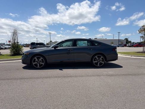 New 2026 Honda Accord SE image 2