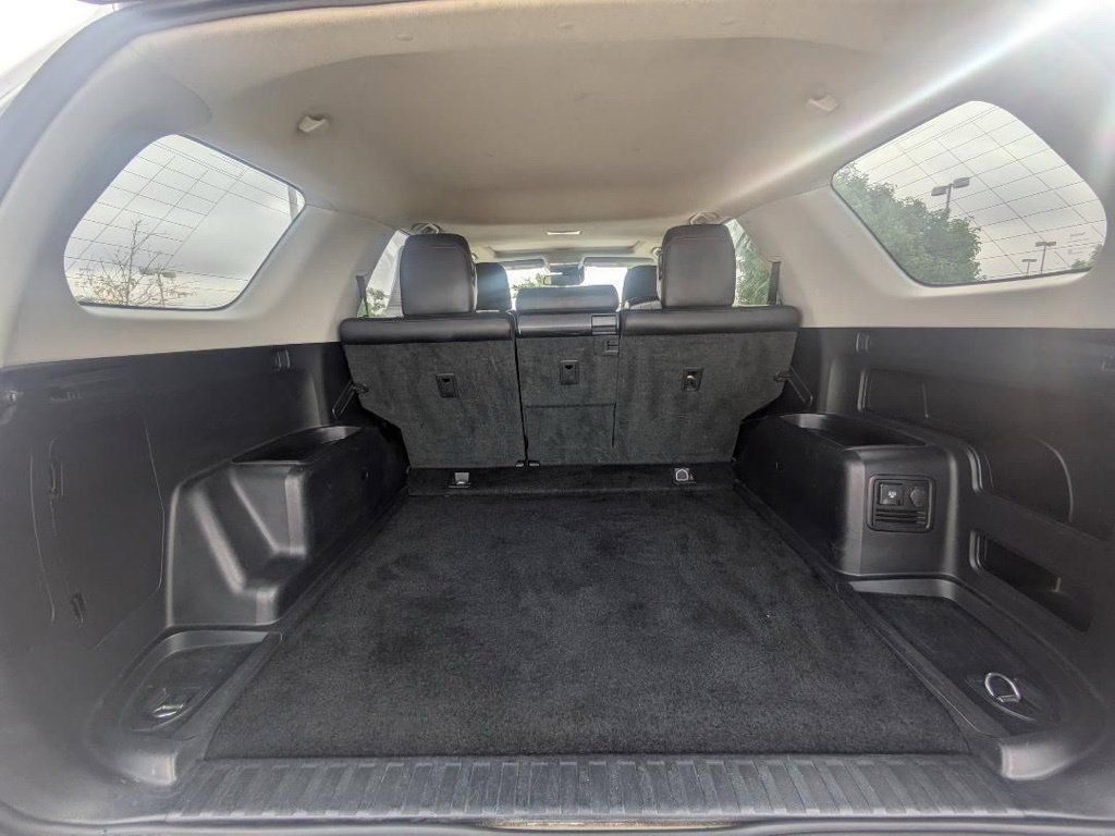 Used 2021 Toyota 4Runner Venture w/ Moonroof Package AWD/4WD image 28
