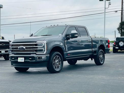 Used 2024 Ford F350 Limited w/ FX4 Off-Road Package AWD/4WD image 7