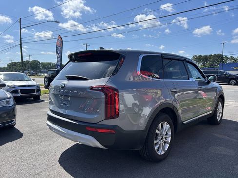 Used 2020 Kia Telluride LX image 5