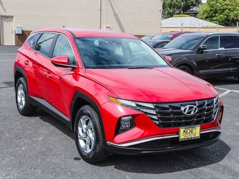 Certified 2023 Hyundai Tucson SE AWD/4WD image 3
