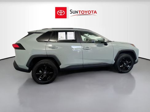 Used 2023 Toyota RAV4 XLE FWD image 2