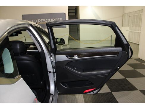 Used 2018 Genesis G80 3.8 image 25